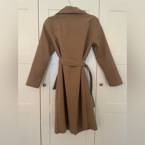 NWT belted waterfall coat, camel color, size S/M - Picture 4 of 9